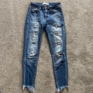 Junior’s KanCan Jeans. Size 24.